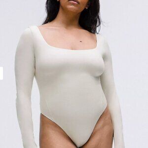 Lululemon Wundermost Ultra-Soft Nulu Square-Neck Long-Sleeve Bodysuit